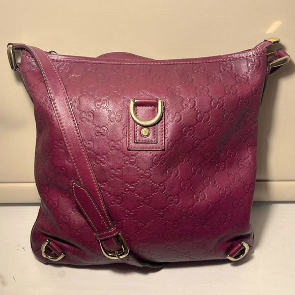 🎟️ GUCCI GUCCHISIMA Abbey D-Ring Messenger - Purple GIVEAWAY - Picture 3 of 11